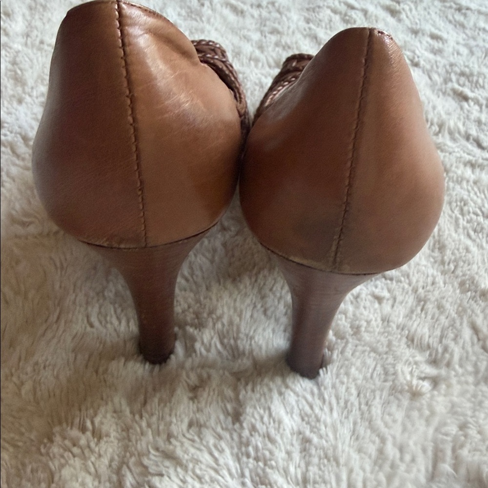 Guess Woven Heel - Picture 3 of 5